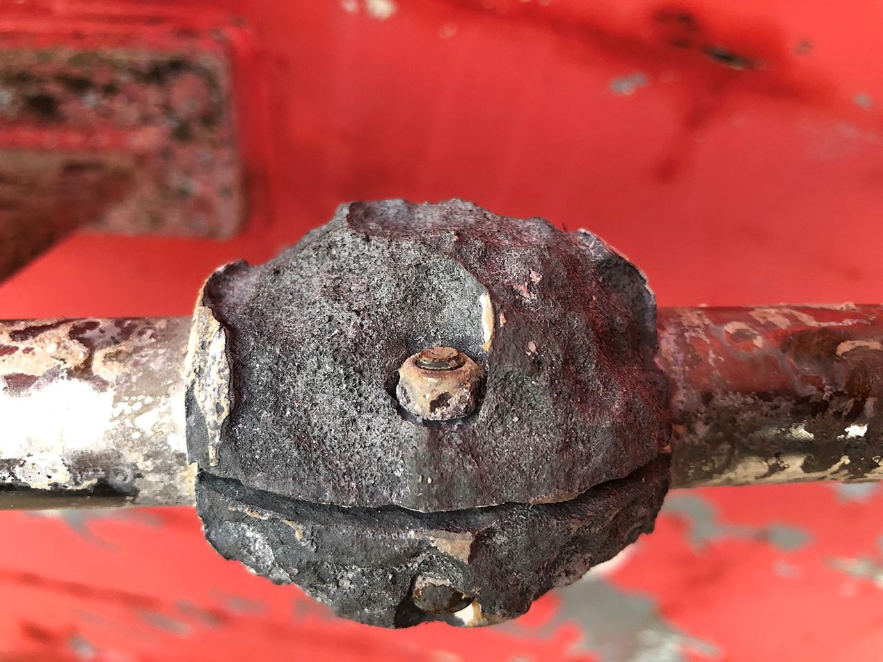 A worn galvanic anode